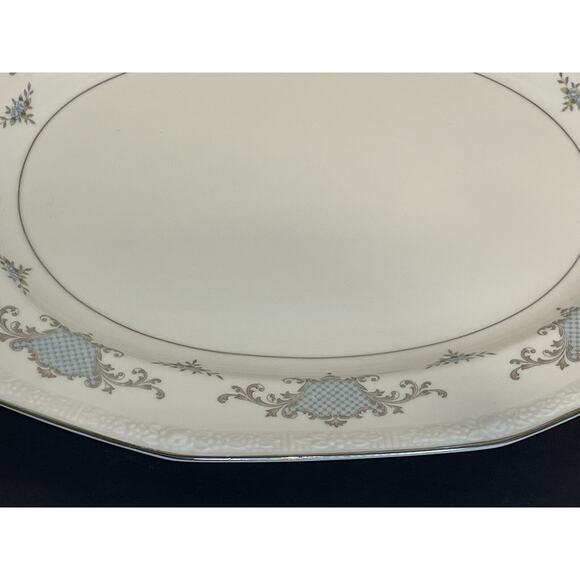 Harmony House Monique 3652 Fine China Oval Serving Platter Japan 13” - Picture 4 of 8